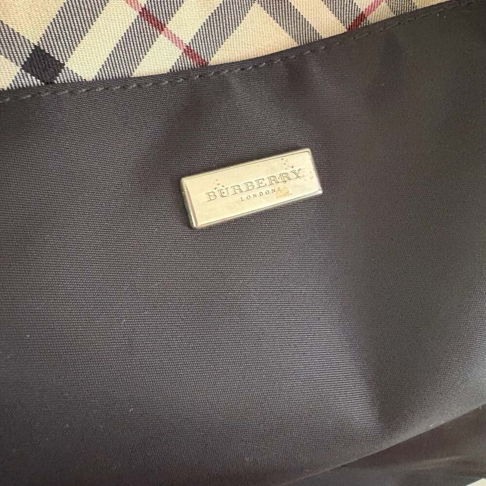 Burberry Nylon Tote Bag with Nova Check Trim - Picture 5 of 15
